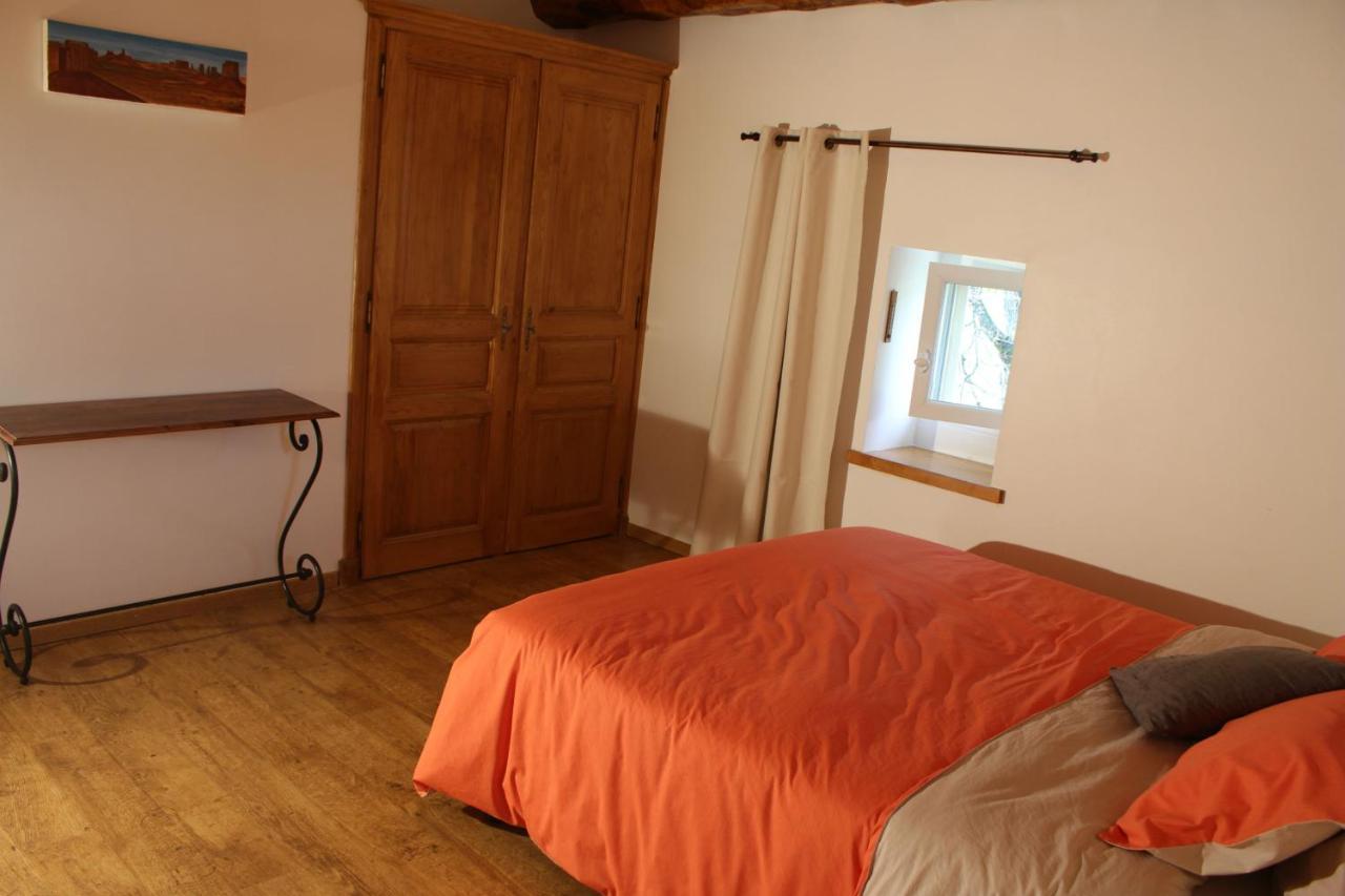 L'Attrape Reve Bed & Breakfast Saint-Vincent-de-Barres Exterior photo